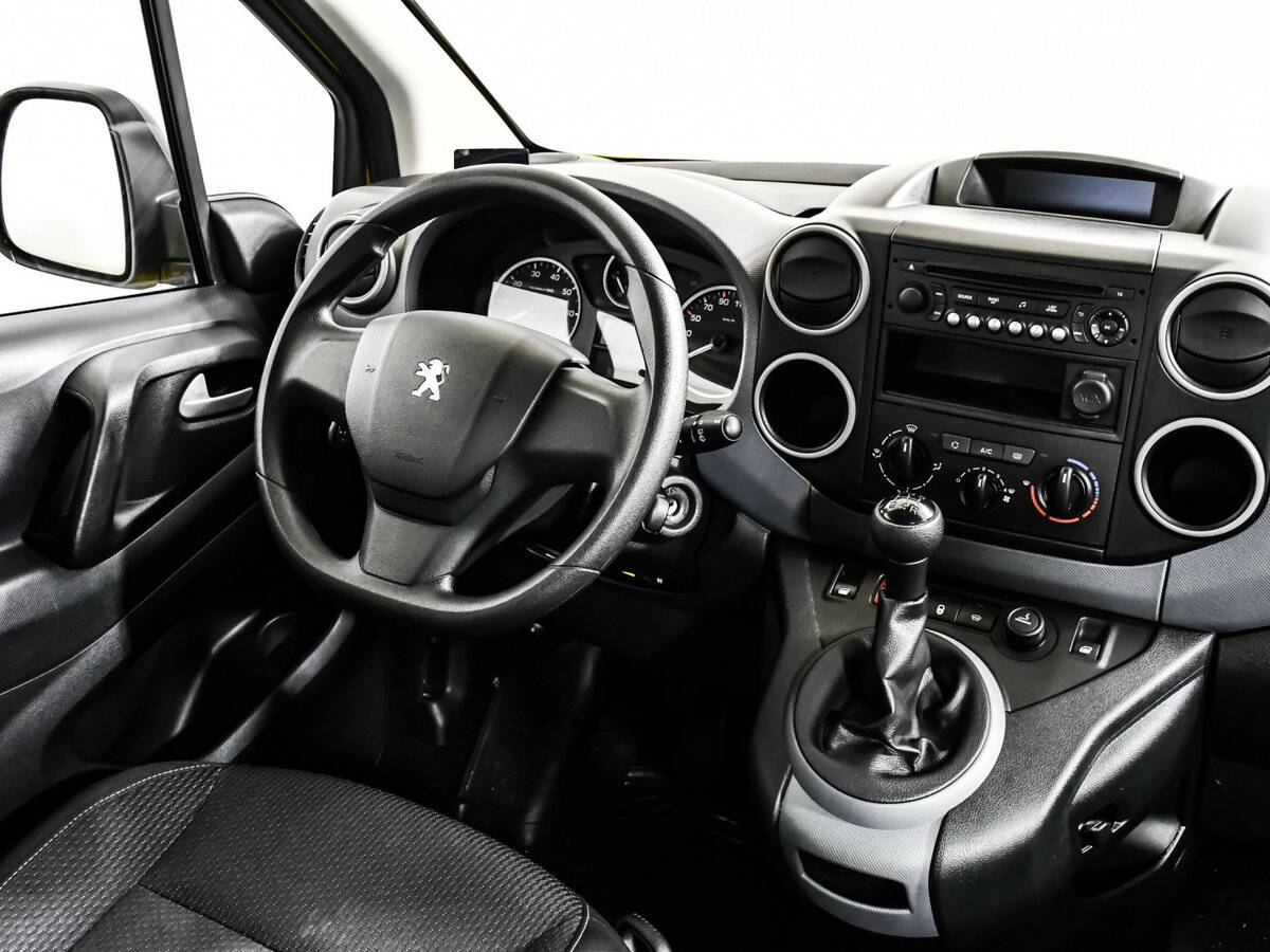 Peugeot Partner 2021 года с пробегом. Фото: #17