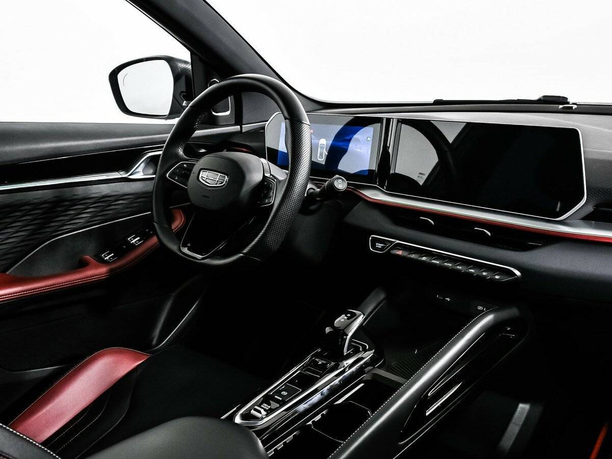 Geely Coolray 2023 года с пробегом. Фото: #8