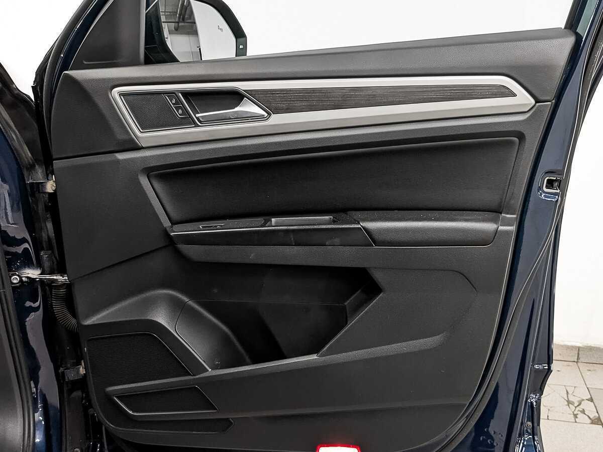 Volkswagen Teramont 2018 года с пробегом. Фото: #24