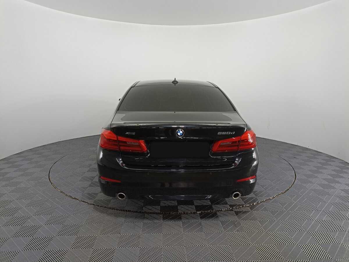 BMW 5 серии 2018 года с пробегом. Фото: #4