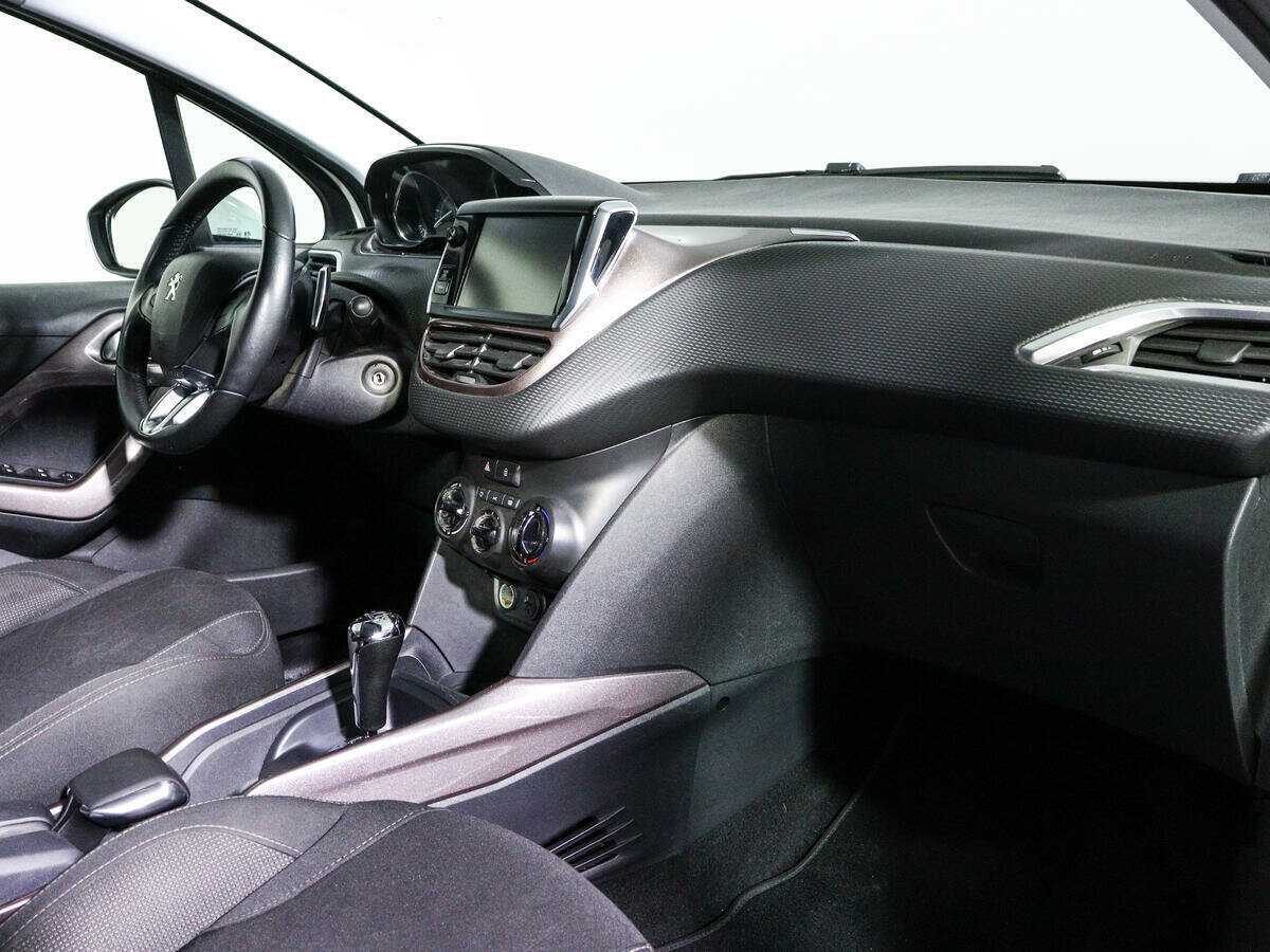 Peugeot 2008 2014 года с пробегом. Фото: #6