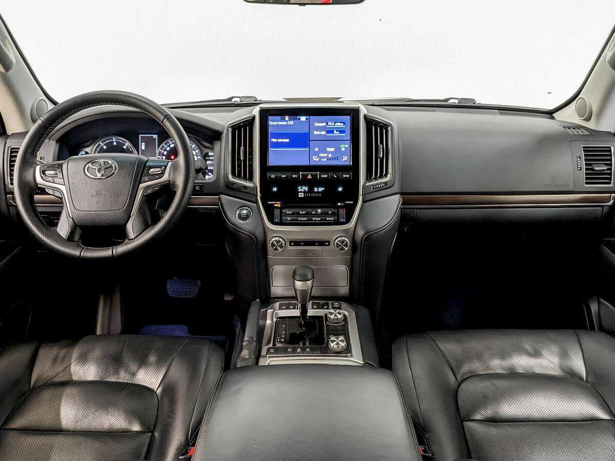 Toyota Land Cruiser 2017 года с пробегом. Фото: #11
