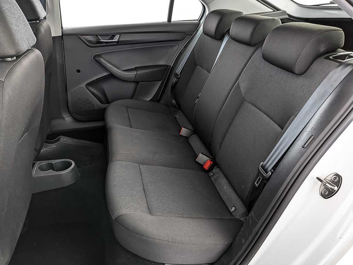 Skoda Rapid 2019 года с пробегом. Фото: #15