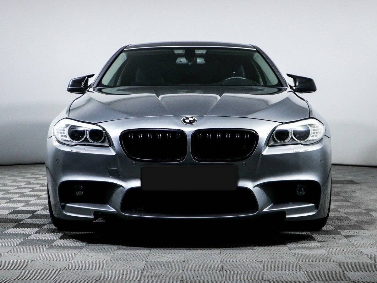 BMW 5 серии 2012 года с пробегом. Фото: #1