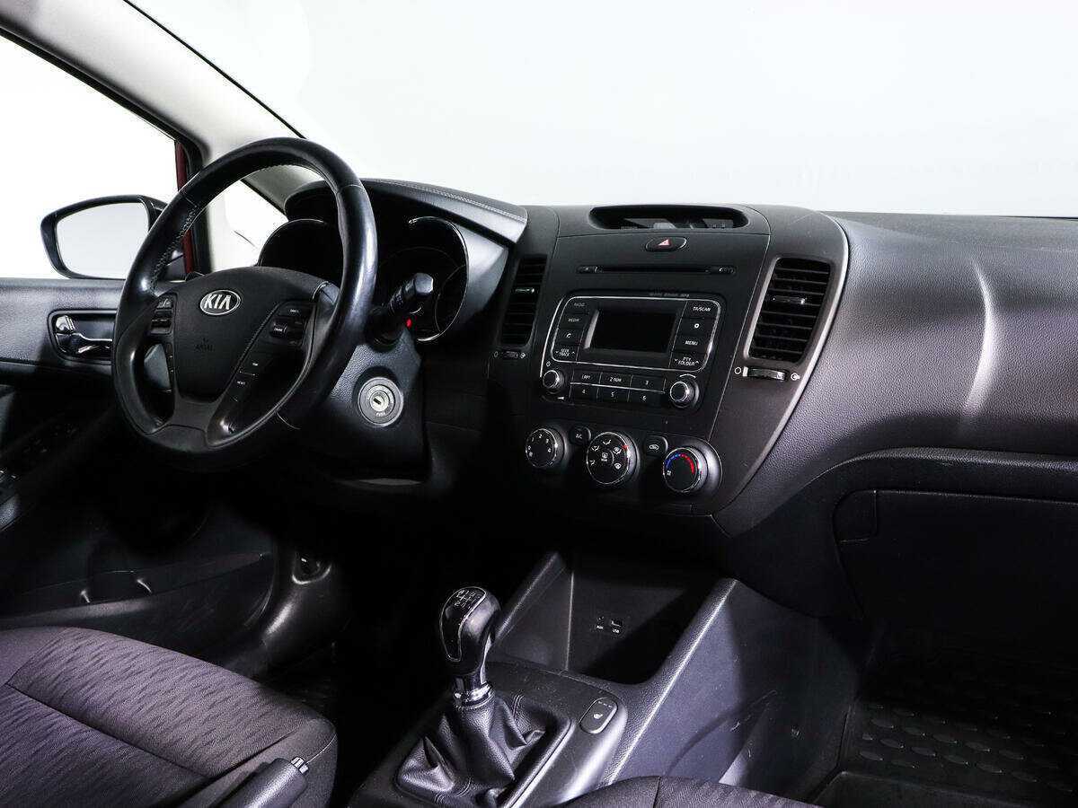 Kia Cerato 2014 года с пробегом. Фото: #8