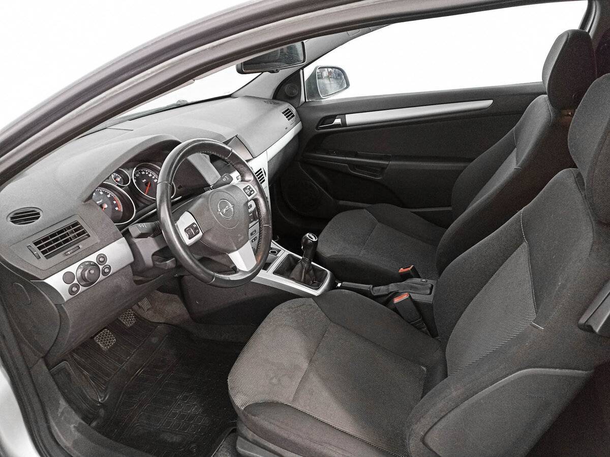 Opel Astra 2011 года с пробегом. Фото: #14