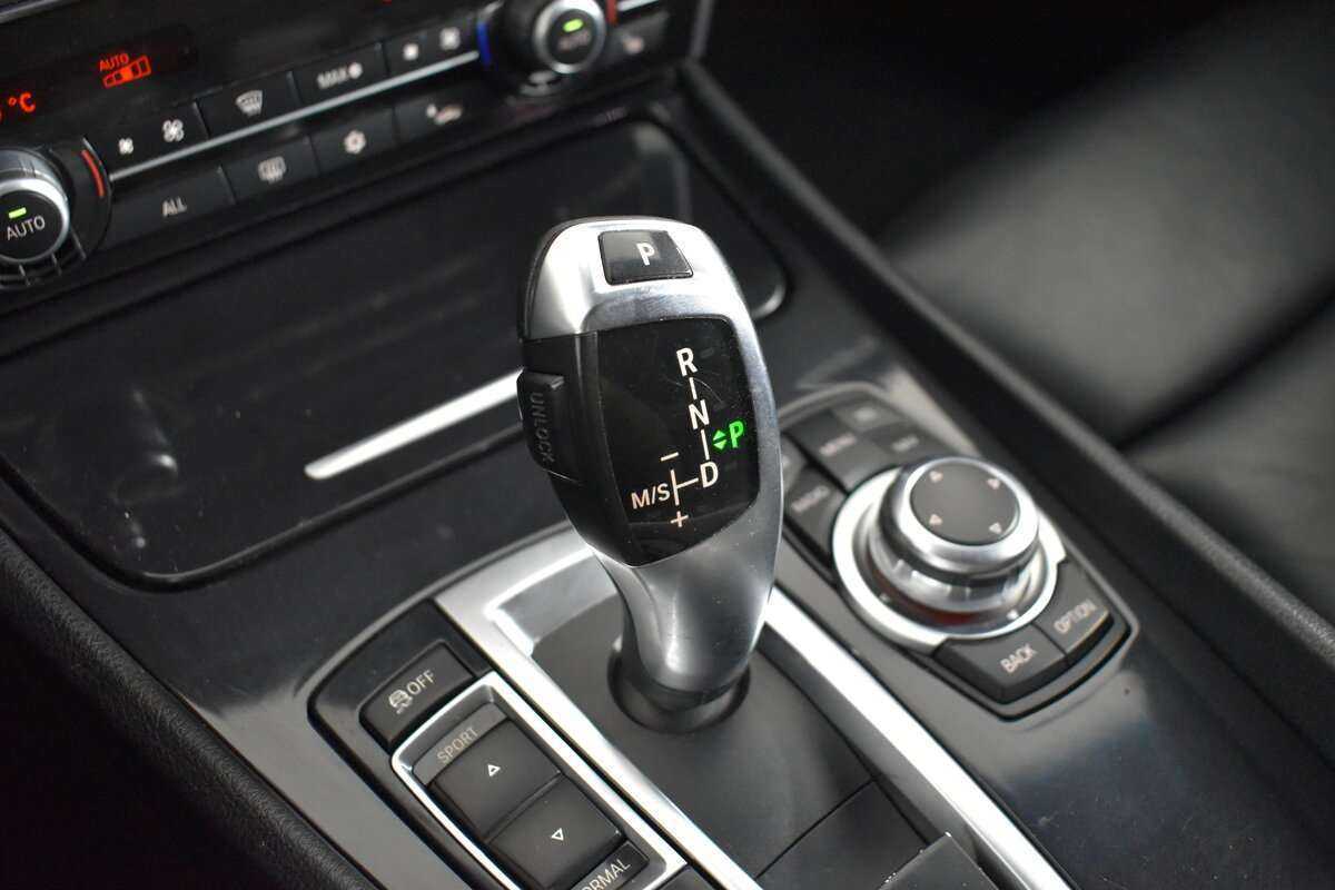 BMW 5 серии 2010 года с пробегом. Фото: #15