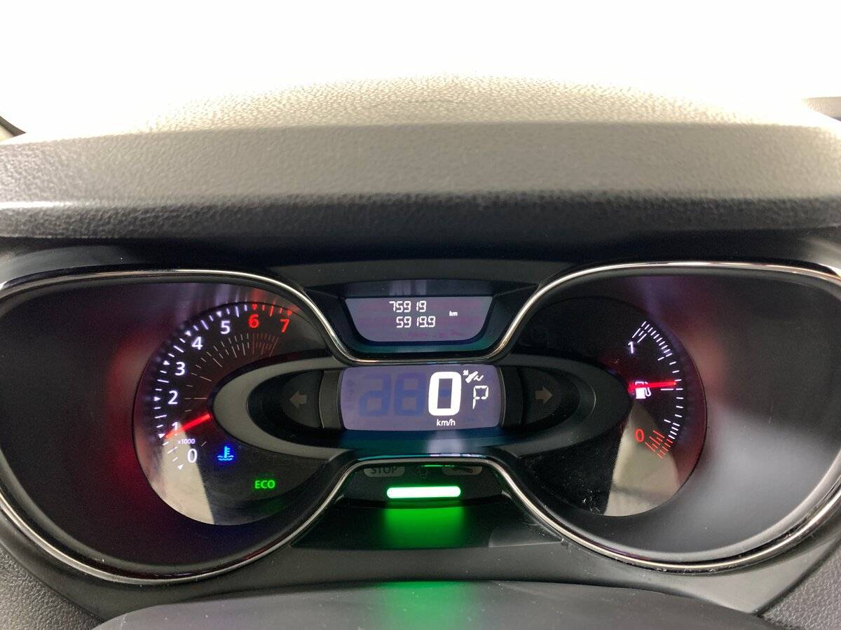 Renault Kaptur 2018 года с пробегом. Фото: #13