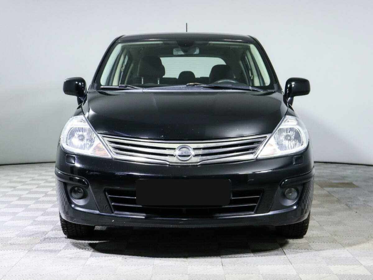 Nissan Tiida 2011 года с пробегом. Фото: #1