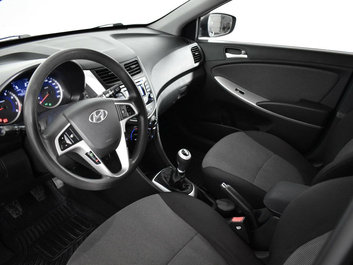 Hyundai Solaris 2011 года с пробегом. Фото: #8