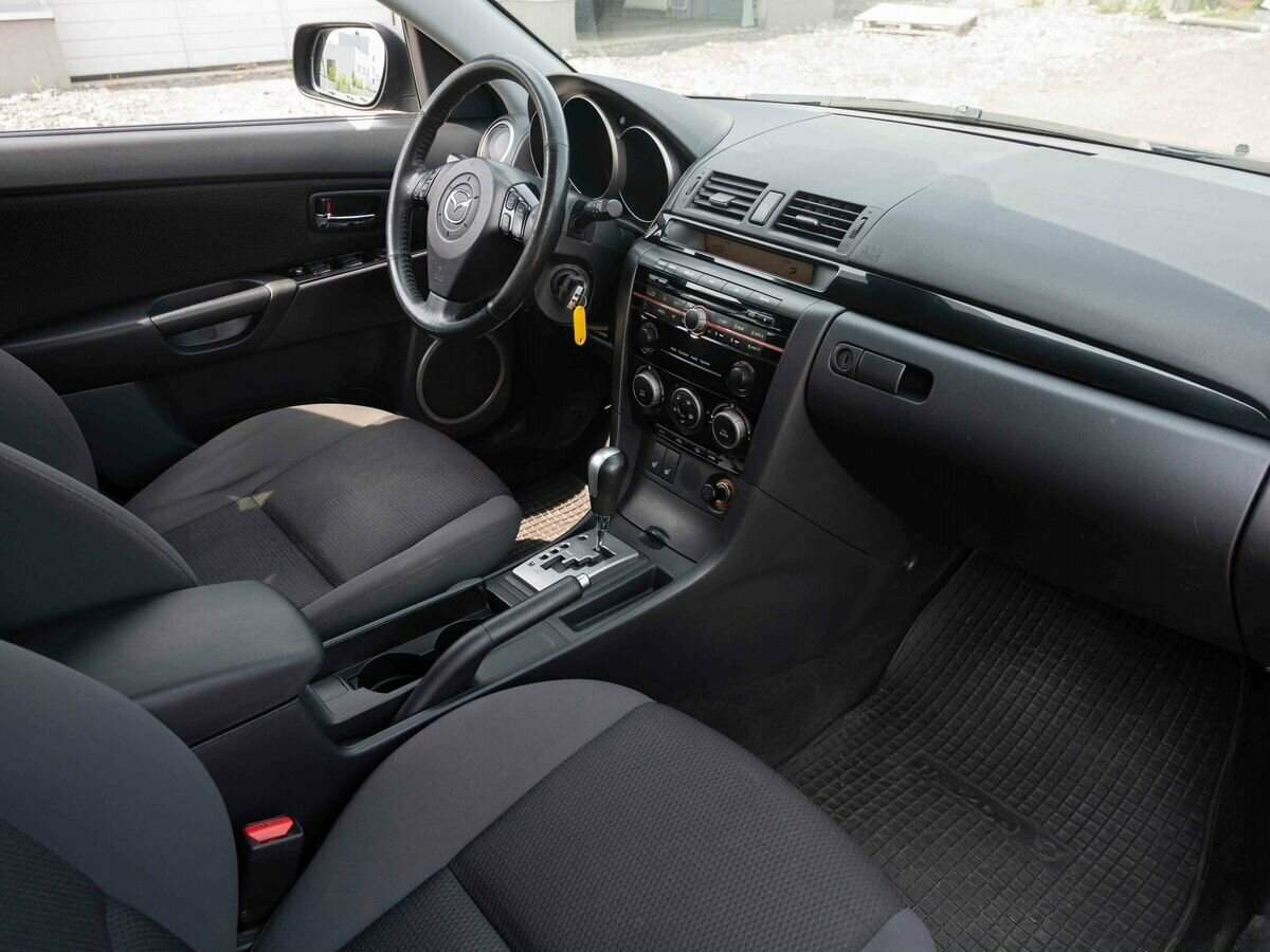 Mazda 3 2008 года с пробегом. Фото: #10