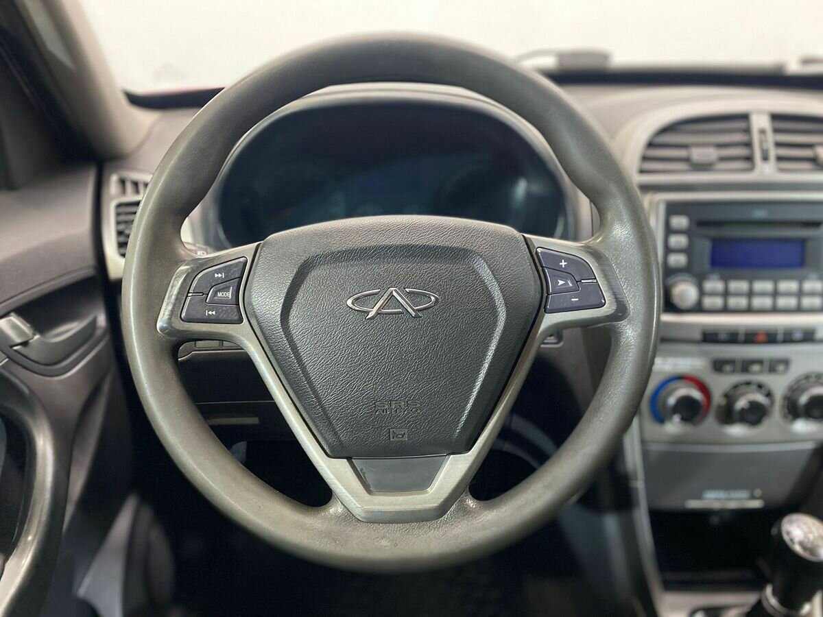 Chery Tiggo (T11) 2013 года с пробегом. Фото: #11