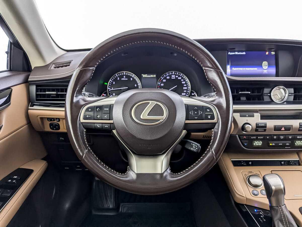 Lexus ES 2017 года с пробегом. Фото: #17