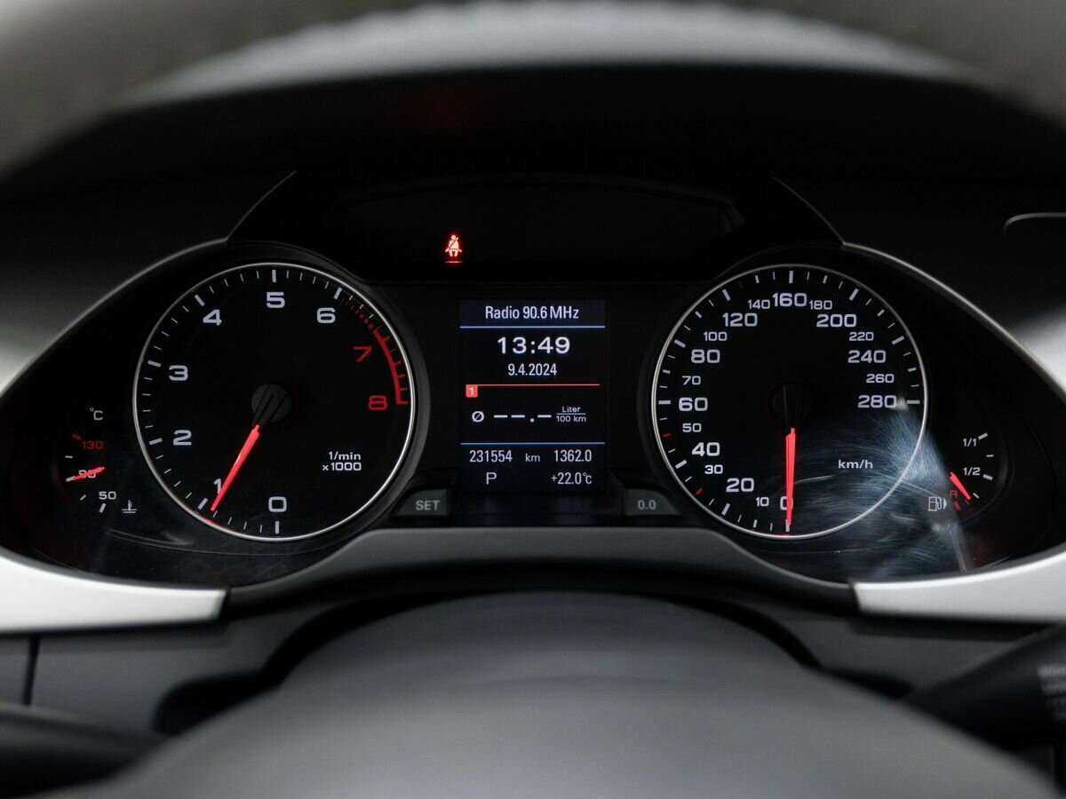 Audi A4 2010 года с пробегом. Фото: #20