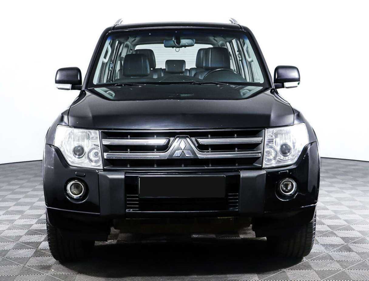 Mitsubishi Pajero 2010 года с пробегом. Фото: #1