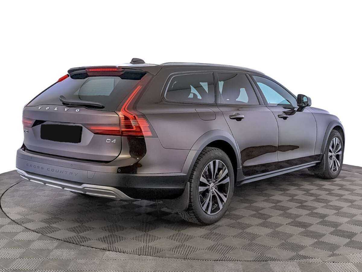 Volvo V90 2020 года с пробегом. Фото: #4
