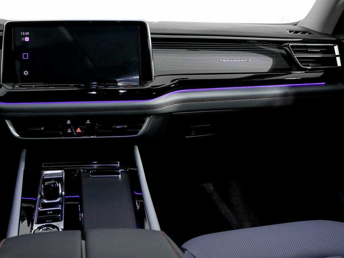 Volkswagen Teramont 2023 года с пробегом. Фото: #14