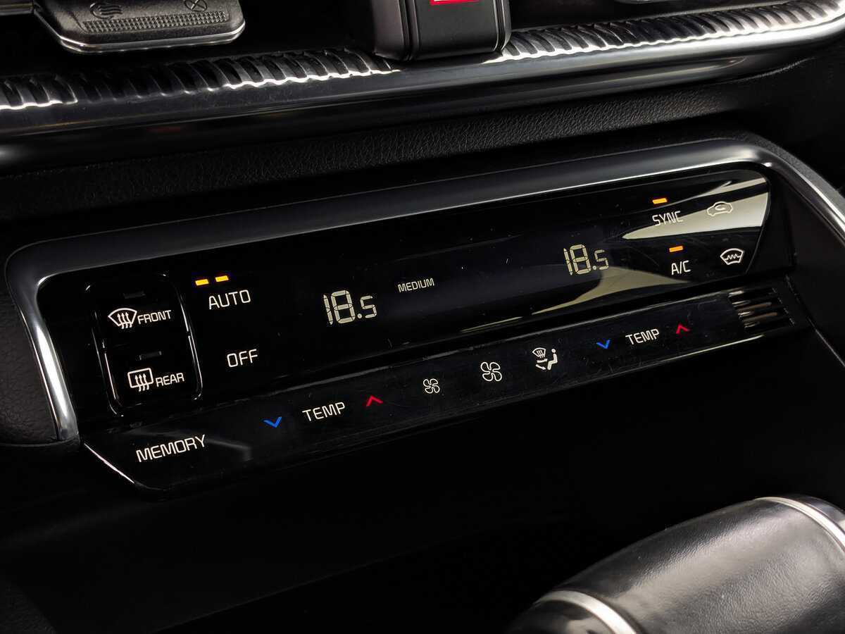 Kia K5 2022 года с пробегом. Фото: #18