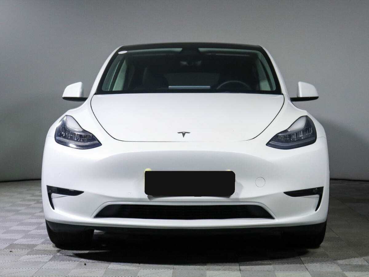 Tesla Model Y 2021 года с пробегом. Посмотреть фото