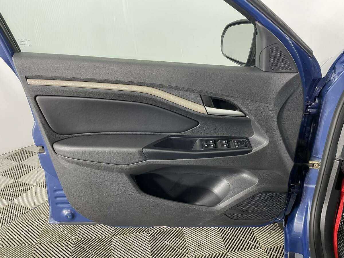 Lada (ВАЗ) Vesta 2017 года с пробегом. Фото: #7