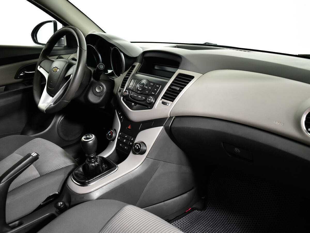 Chevrolet Cruze 2010 года с пробегом. Фото: #8