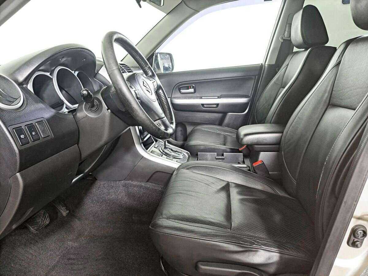 Suzuki Grand Vitara 2011 года с пробегом. Фото: #11