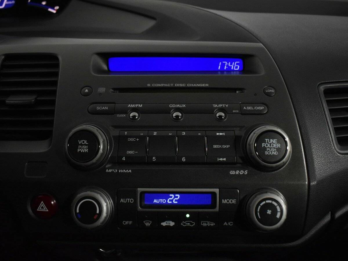Honda Civic 2009 года с пробегом. Фото: #15
