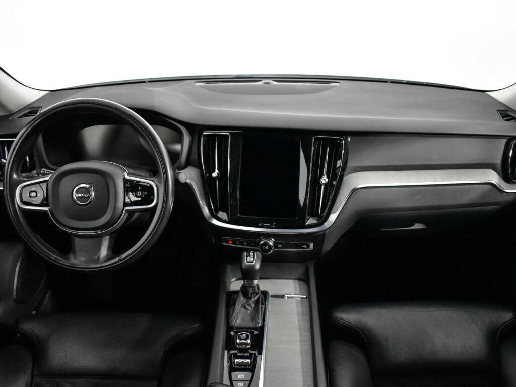 Volvo S60 2021 года с пробегом. Фото: #11