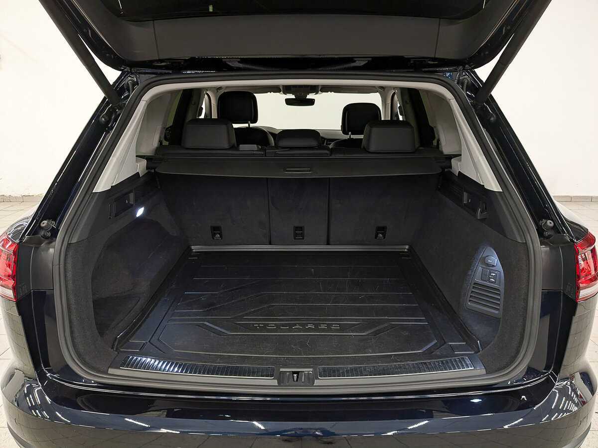 Volkswagen Touareg 2018 года с пробегом. Фото: #9