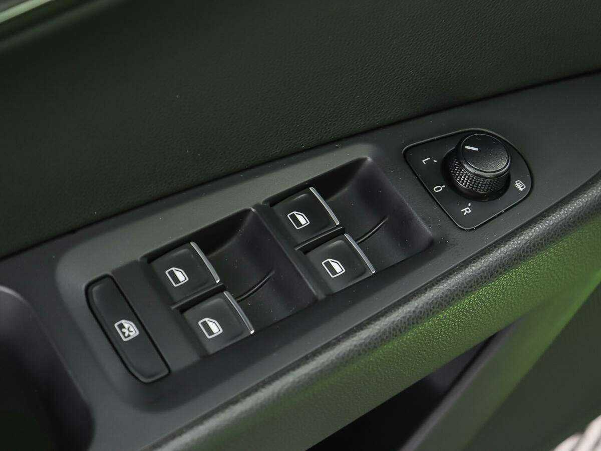 SEAT Leon 2013 года с пробегом. Фото: #11