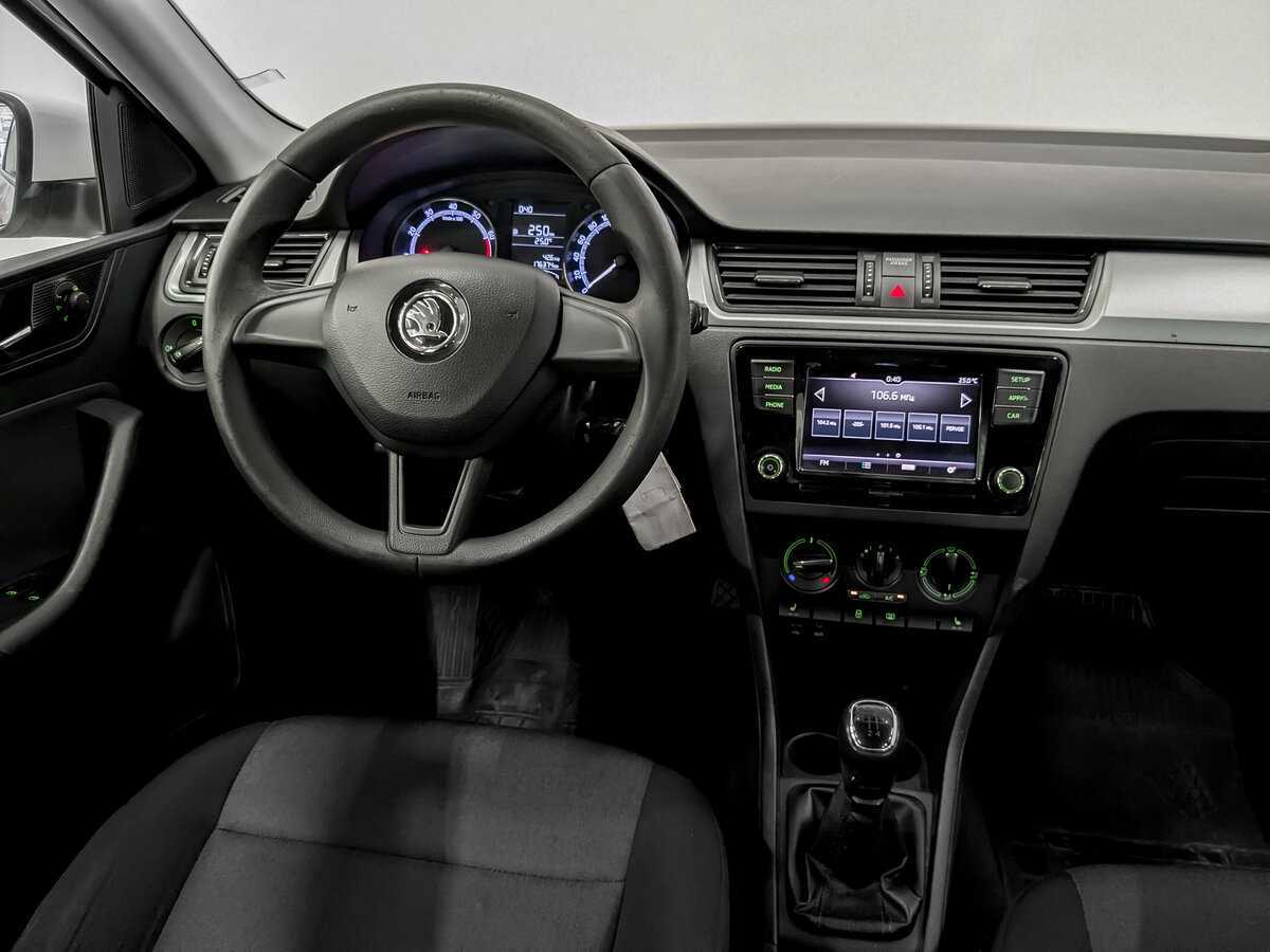 Skoda Rapid 2017 года с пробегом. Фото: #25