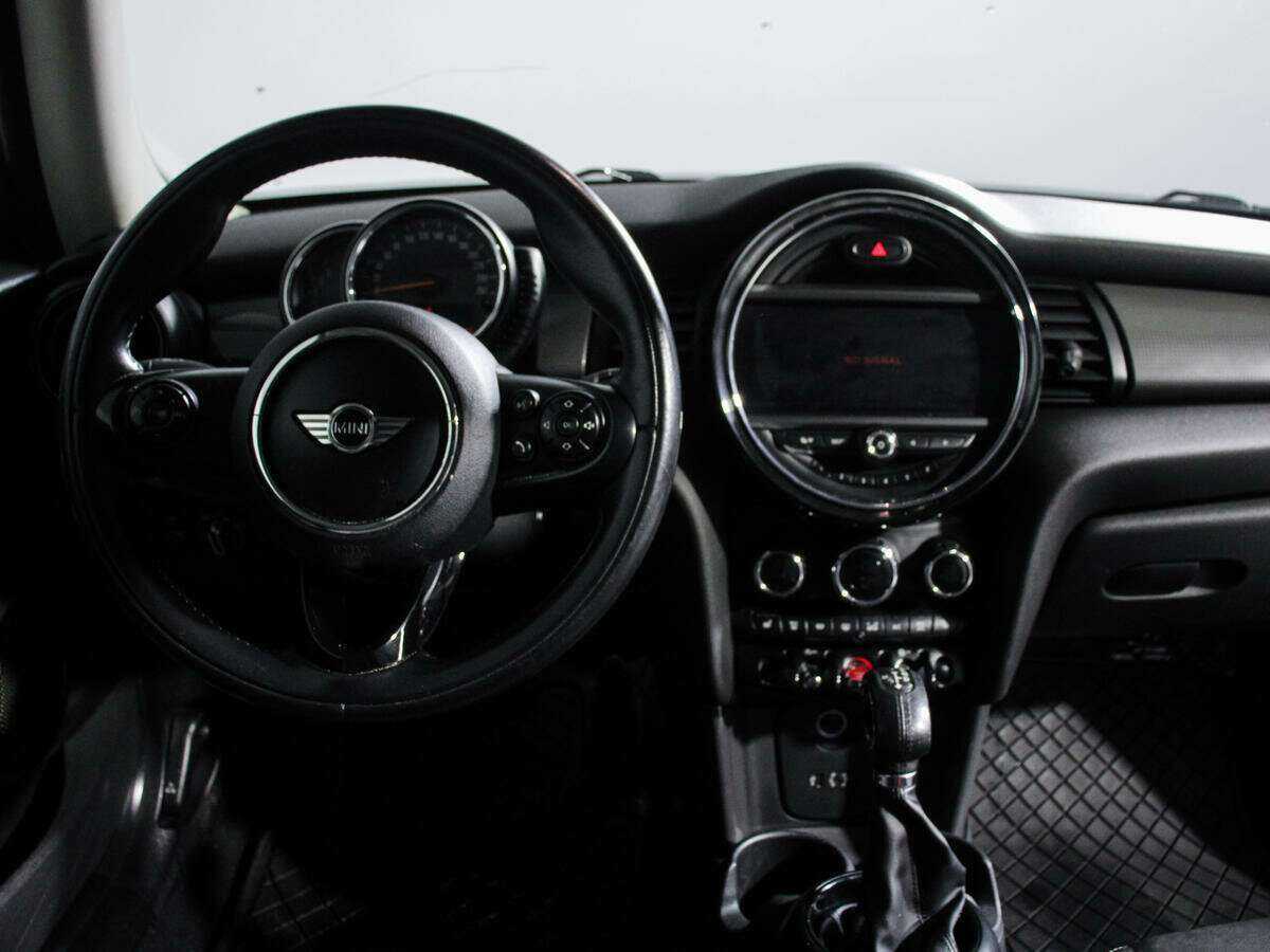 Mini Hatch 2014 года с пробегом. Фото: #7