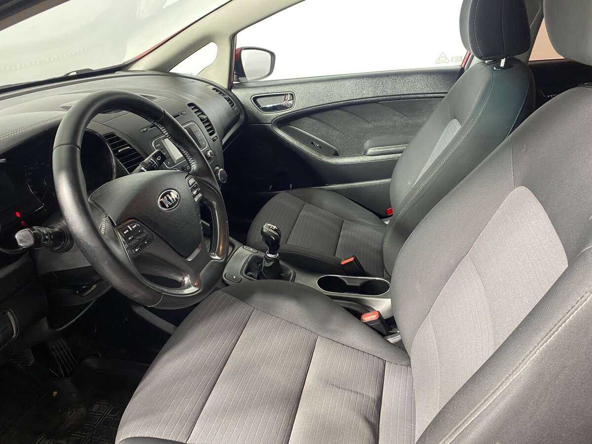 Kia Cerato 2013 года с пробегом. Фото: #6