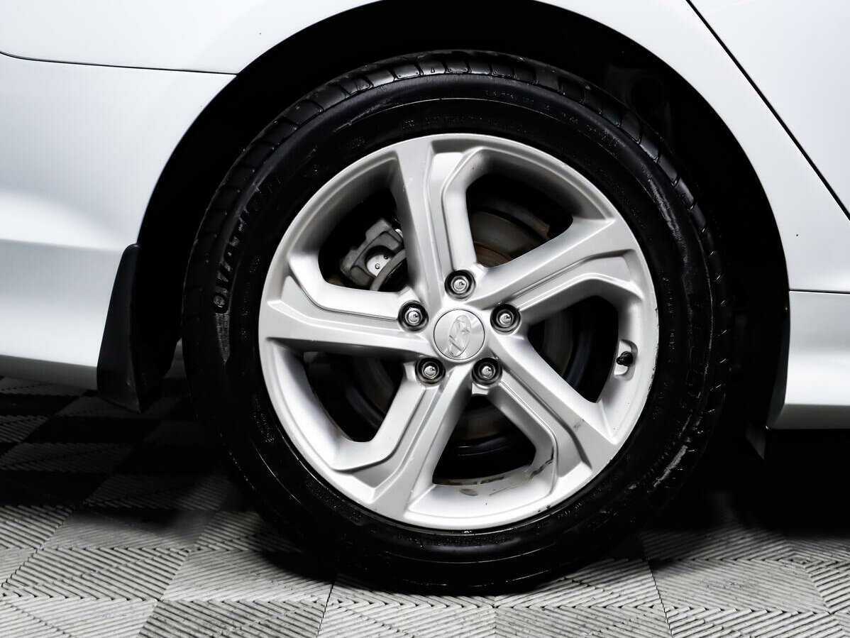 Hyundai Sonata 2018 года с пробегом. Фото: #13