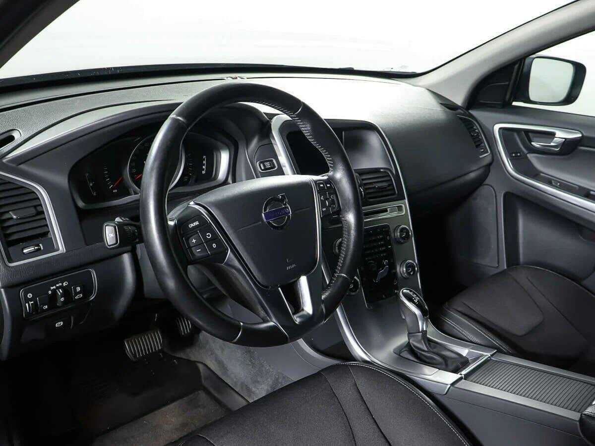 Volvo XC60 2017 года с пробегом. Фото: #14