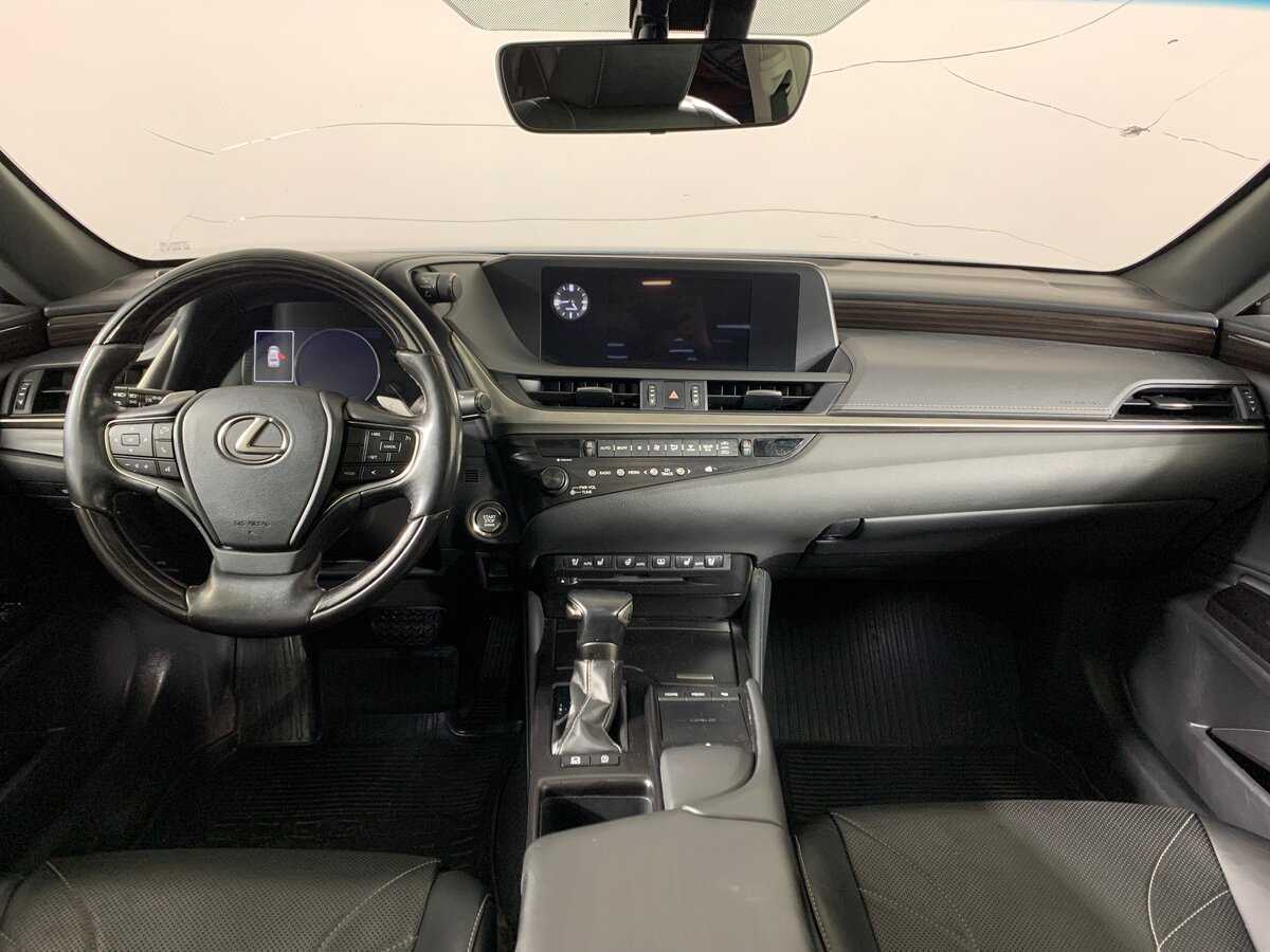 Lexus ES 2018 года с пробегом. Фото: #10