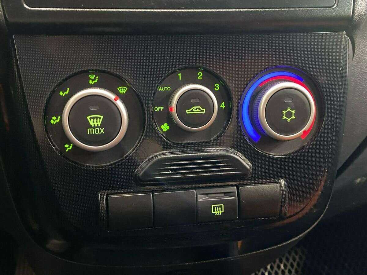 Lada (ВАЗ) Kalina 2015 года с пробегом. Фото: #13