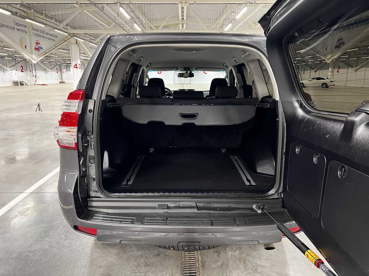 Toyota Land Cruiser Prado 2014 года с пробегом. Фото: #9