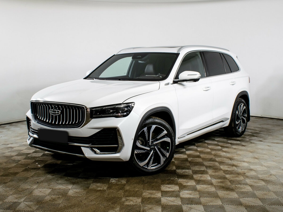 Geely Monjaro 2023 года с пробегом. Посмотреть фото