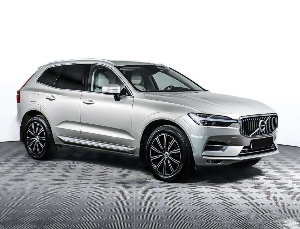 Volvo XC60 2021 года с пробегом. Фото: #2
