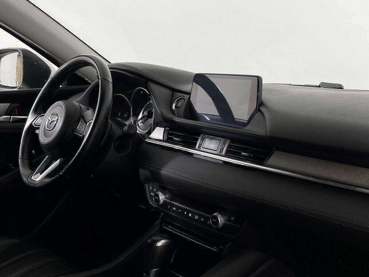 Mazda 6 2021 года с пробегом. Фото: #6