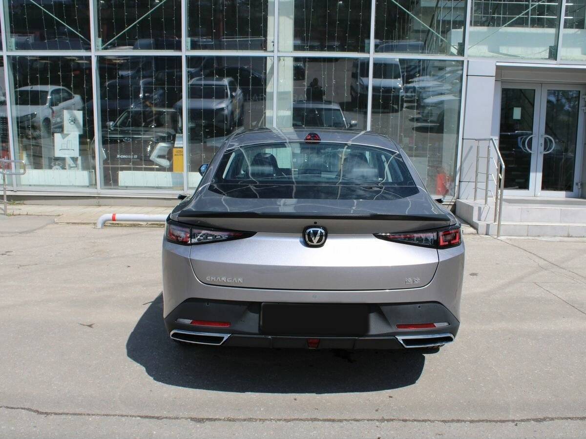 Changan Lamore 2023 года с пробегом. Фото: #5