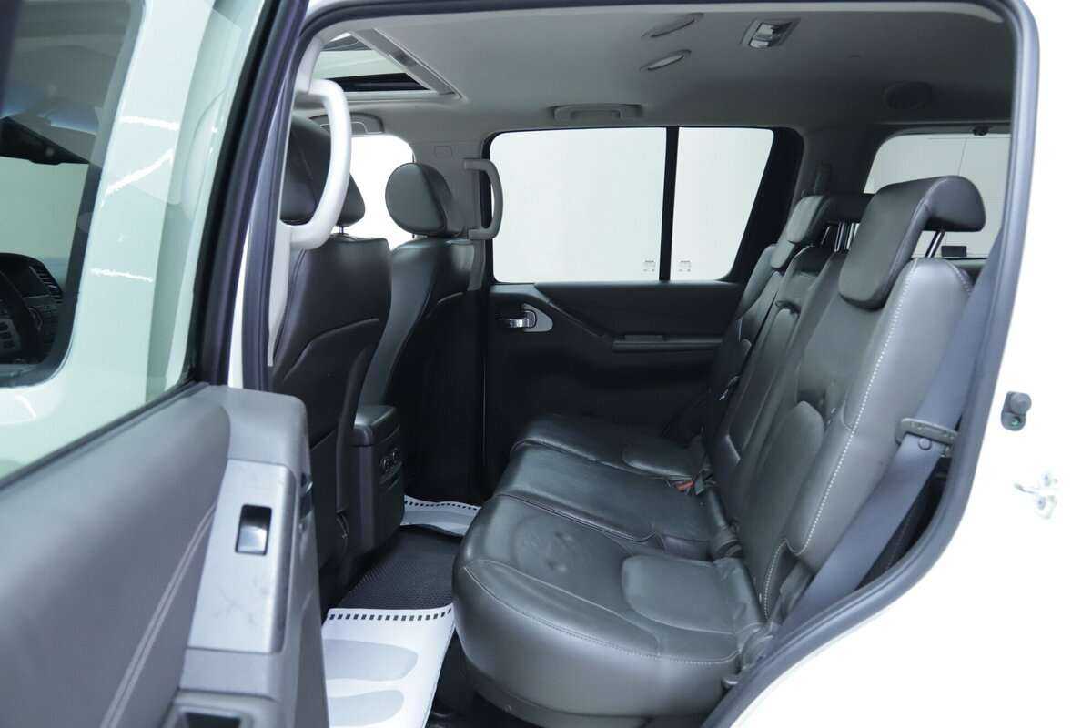 Nissan Pathfinder 2012 года с пробегом. Фото: #18