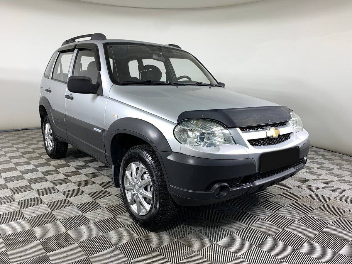 Chevrolet Niva 2011 года с пробегом. Фото: #2