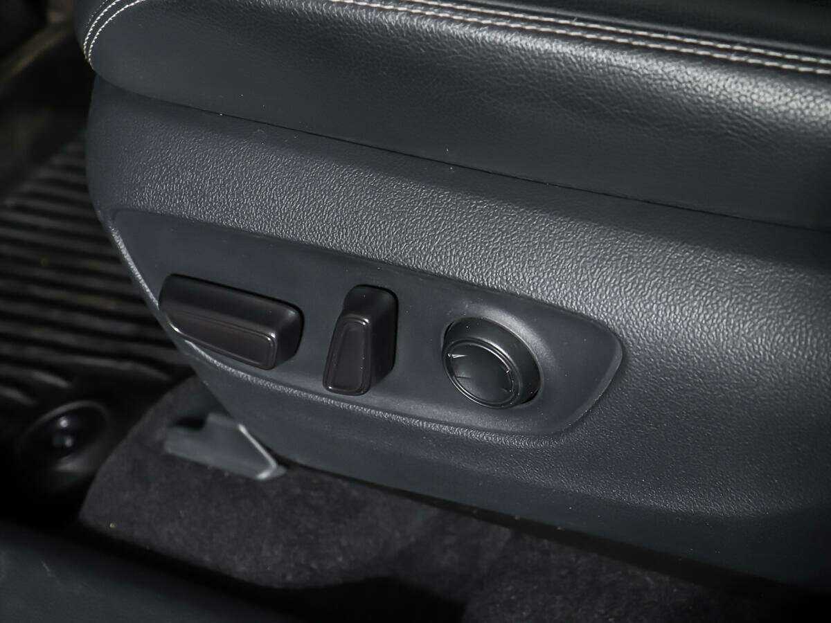 Toyota RAV4 2021 года с пробегом. Фото: #16