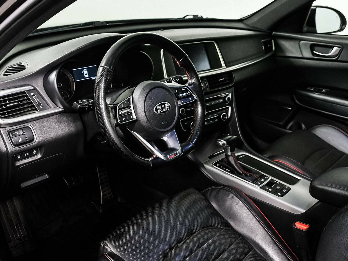 Kia Optima 2018 года с пробегом. Фото: #12