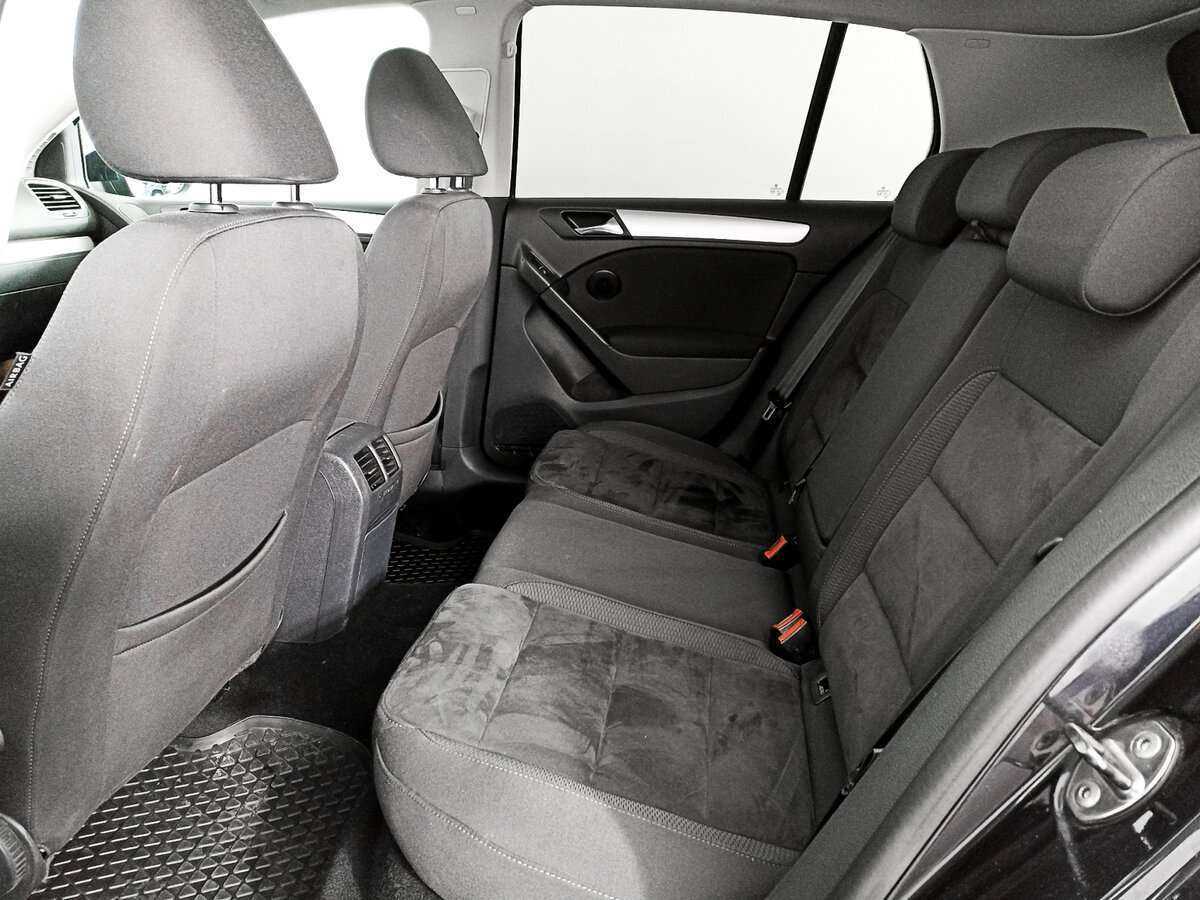 Volkswagen Golf 2011 года с пробегом. Фото: #9