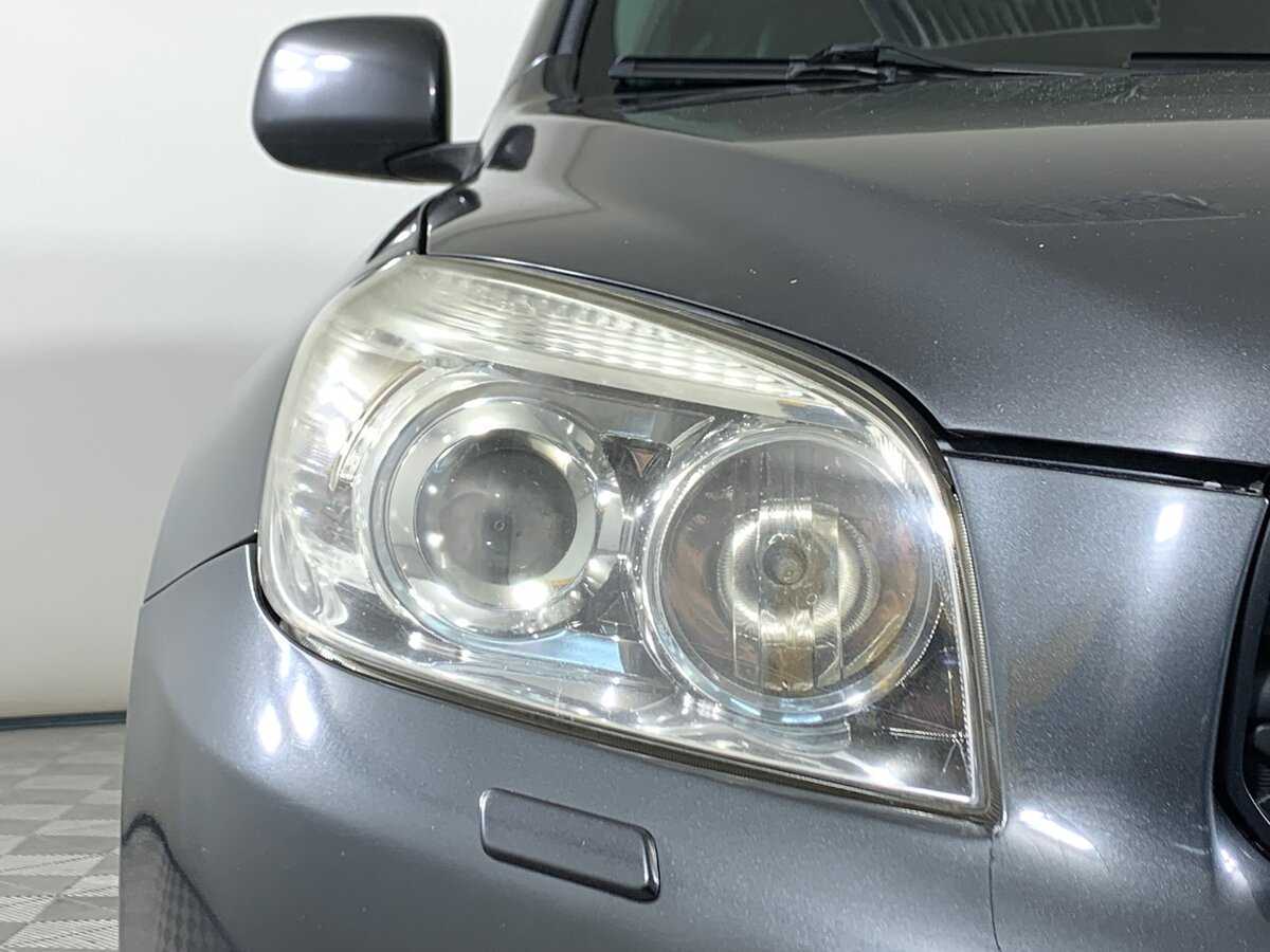 Toyota RAV4 2006 года с пробегом. Фото: #9