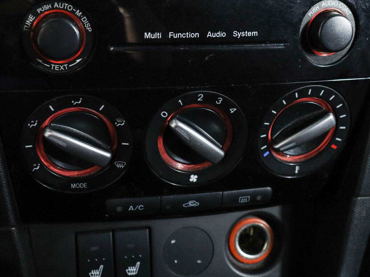 Mazda 3 2008 года с пробегом. Фото: #15