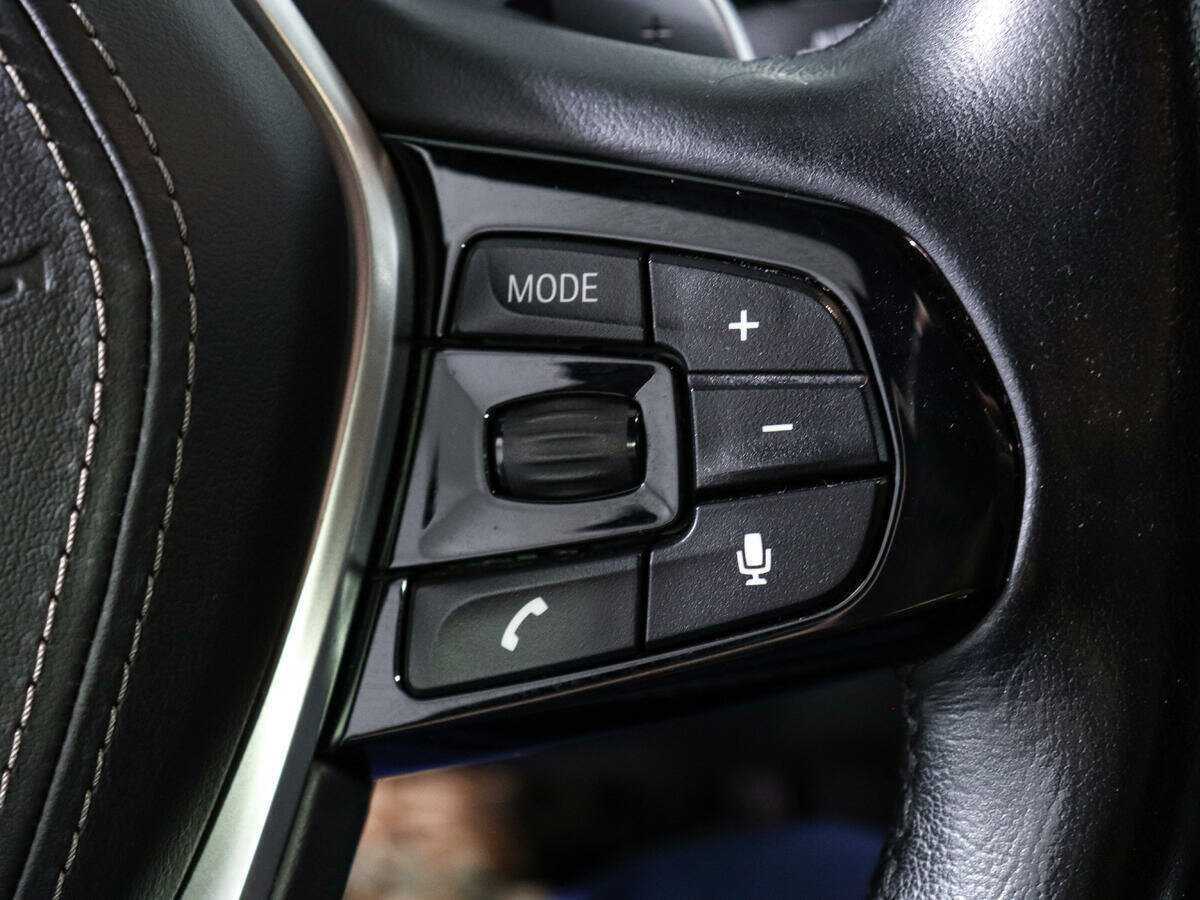 BMW 5 серии 2019 года с пробегом. Фото: #17